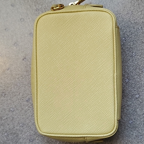 Prada camera bag - Picture 8 of 14